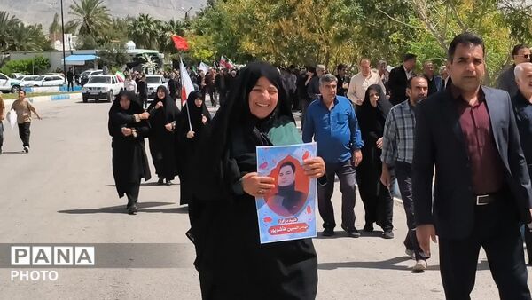 تشییع شهید والامقام حسین هاشم‌پور  در گچساران