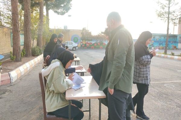  طرح دیدار با معلمان در دبیرستان شهید مجید دهنوی
