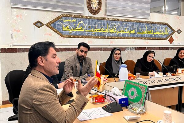 برگزاری جلسه طرح تقویت سلامت روان در دانش آموزان و اولیا مربیان با محوریت آموزش پیشگیری از آسیب های اجتماعی در شهرستان قدس