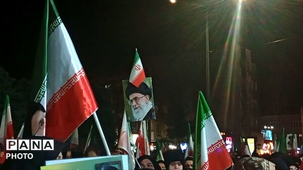 حماسه سازی مردم نیشابور در بیستمین شب از راهپیمایی های مردمی بلوار فضل 