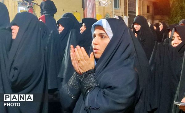 تجمعات حماسی در نجف آباد همراه با اقامه نماز استغاثه