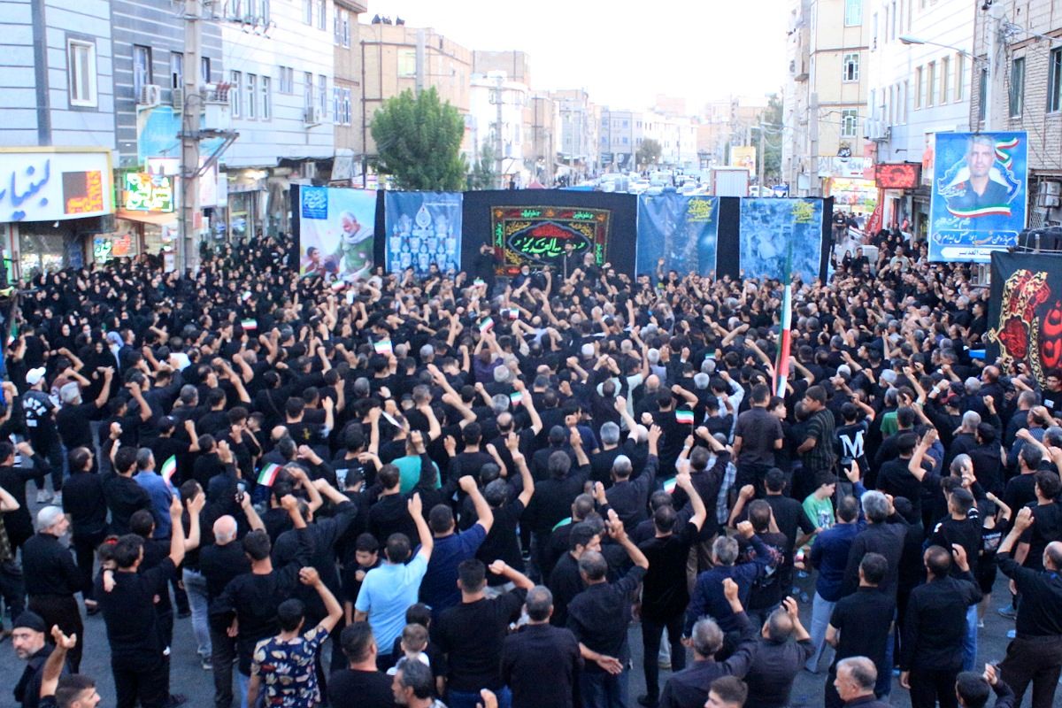 با دل‌های سوخته، پا به پای عاشقان اربعین