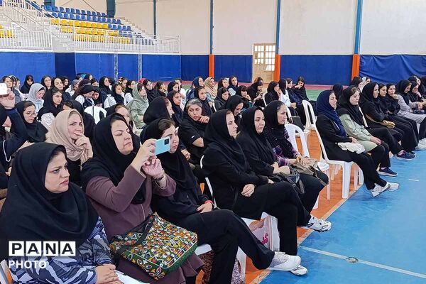شور و نشاط ورزشی دانش‌آموزان دختران خراسان شمالی در قاب اختتامیه تابستانی