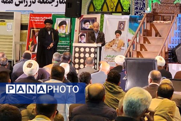 طنین انداز شدن اولین دعای ندبه در مصلی اسلامشهر