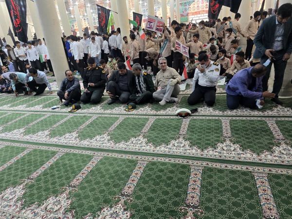 اجتماع بزرگ ۱۳ آبان در شهرستان میناب 