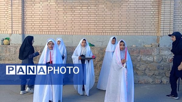 مدرسه اندیشه سامان میزبان المپیادی پرشور 