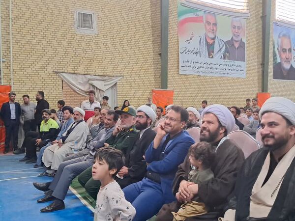 بیداری دانش آموزان ایرانی در یوم الله 13آبان 