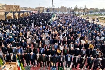  اقامه نماز عید فطر در شهرستان زارچ
