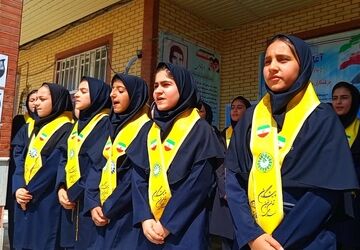 جشن جوانه‌ها در دبیرستان هیأت امنایی فرزانگان شهرستان باشت