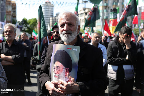 چهلمین روز شهادت رهبر شهید انقلاب اسلامی - تهران