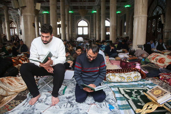 آیین معنوی اعتکاف نوجوانان در مسجد اعظم قم