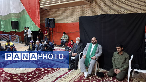 مراسم گرامیداشت نخستین سالگرد تدفین شهید گمنام در بوستان لاله قم