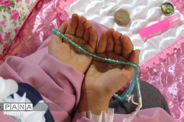 آغاز مسیر نور؛ قاب‌هایی از جشن تکلیف دختران شهرستان بن
