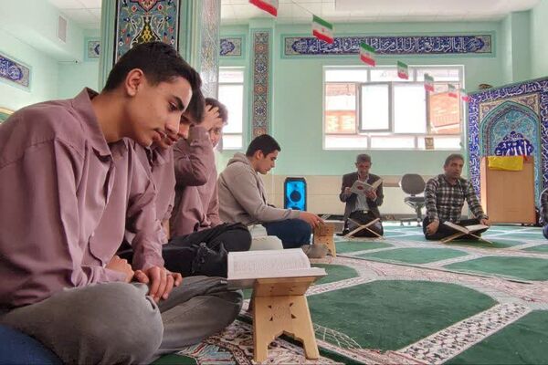 محافل انس با قرآن با یاد شهید سیدحسن‌نصرالله در مدارس رودهن 