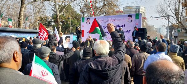 اجتماع نه دی در قزوین