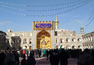 طنین نام علی در حرم رضوی