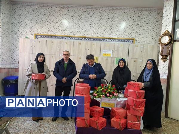 تقدیراز مادران فاطمی و تجلیل از مقام شامخ زن در دبستان هیات امنایی ملاصدرا