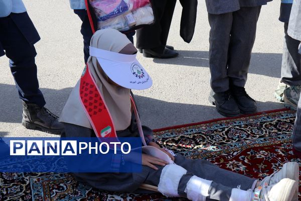 برگزاری برنامه نمادین استانی و مانور تشکیلاتی یاوران انقلاب در خراسان رضوی