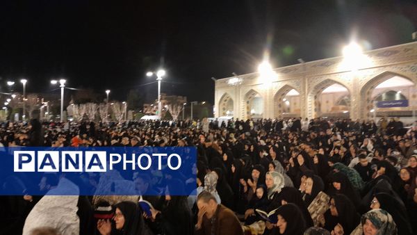 حال‌وهوای مشهد مقدس در لیالی قدر