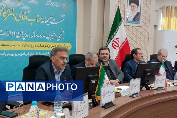 دیدار وزیر آموزش‌وپرورش با نماینده تشکل‌های دانش‌آموزی استان فارس