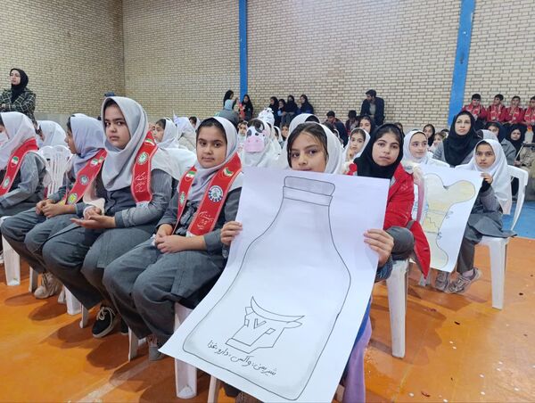  آغاز توزیع شیر رایگان در مدارس خراسان شمالی 