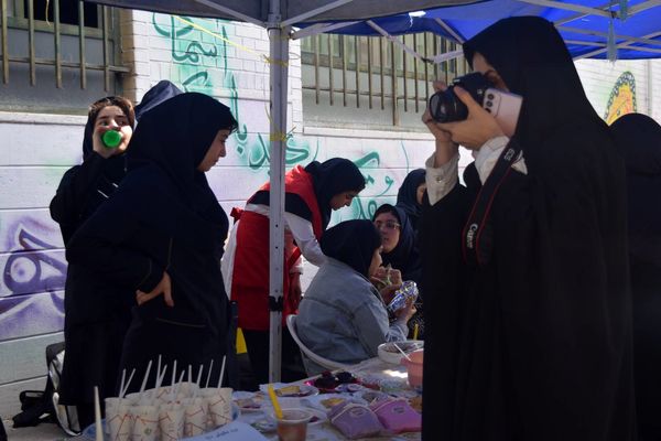  دانش‌آموزان هنرستان نرگس در نمایشگاه فنی و هنری درخشیدند