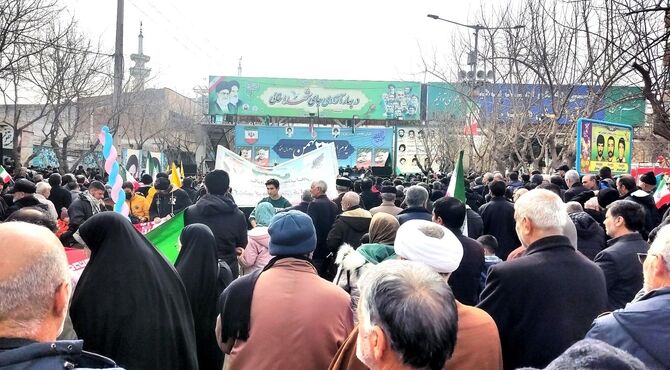 طنینِ ایستادگی ملت در سالگرد انقلاب