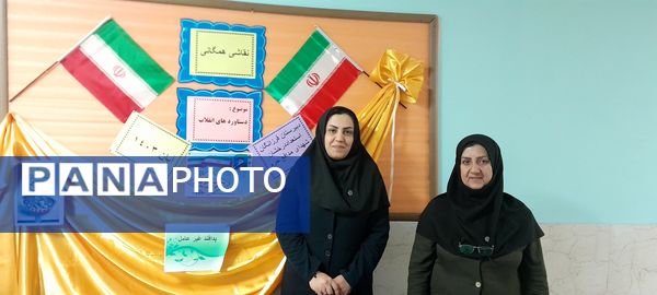 گرامیداشت هفته پدافند غیرعامل در دبیرستان فرزانگان استعداد درخشان شهرستان ملارد