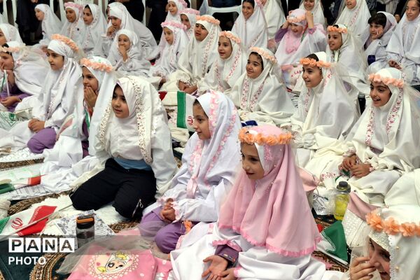 جشن بندگی دانش‌آموزان مدارس منطقه پردیس
