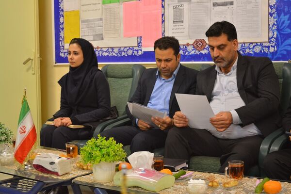 زنگ پژوهش در بهارستان‌دو