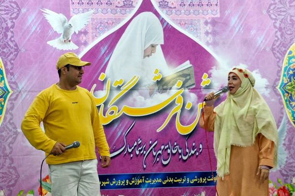 آغاز فصل بندگی دانش‌آموزان قرچک در جشن تکلیف