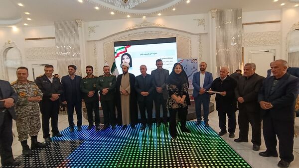 تقدیر از منتخبین کنکور ۱۴۰۳-۱۴۰۴ در جشنواره «فخر» خسروشاه