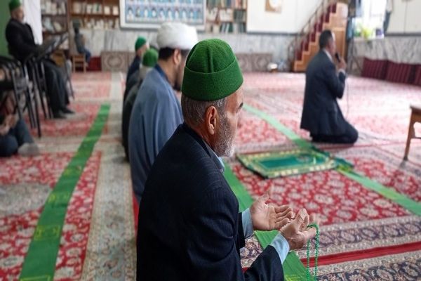 گذری بر اولین روز اعتکاف دانش آموزی سه روز در بهشت، شهر بار نیشابور