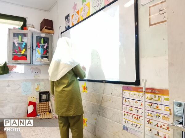 کلاس های جبرانی تابستانه دبستان حضرت زینب (س) شهر جعفریه 