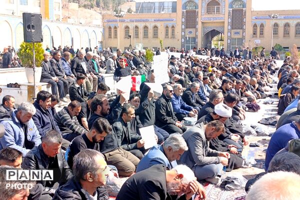 خروشِ بصیرت در صحن امامزاده جعفر (ع)؛ تالار قرآن پیشوا گنجایش دریای سوگواران مقتدا را نداشت