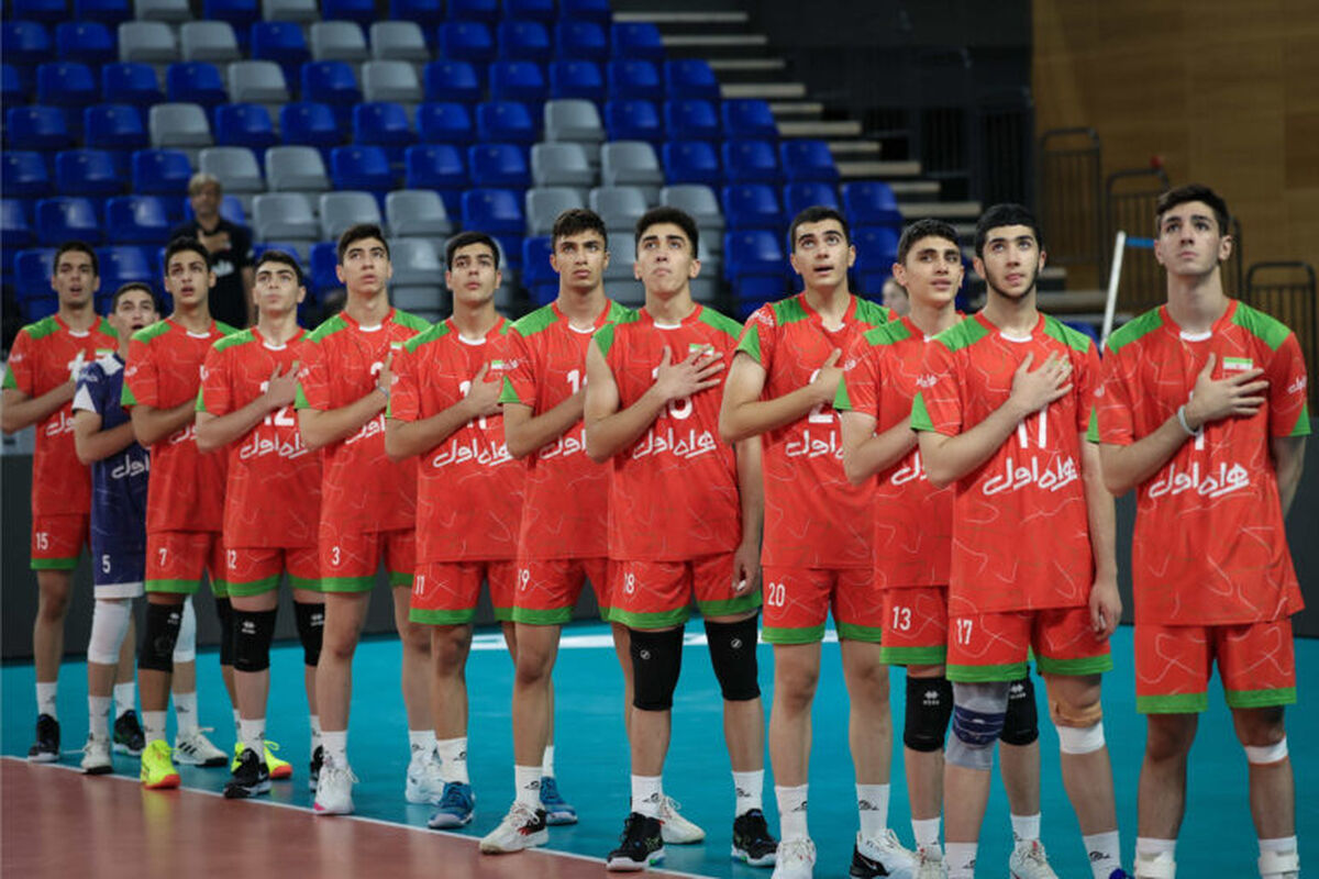 بازگشت مردان طلایی والیبال ایران به میهن