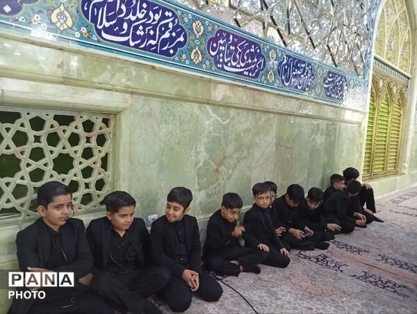 همخوانی سرود «باید برخاست» در قم