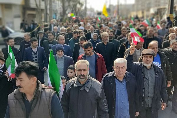 راهپیمایی ۲۲بهمن در کهریزک و باقرشهر