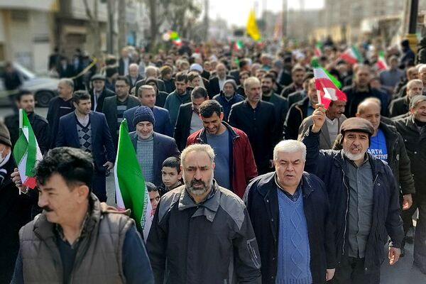 راهپیمایی ۲۲بهمن در کهریزک و باقرشهر