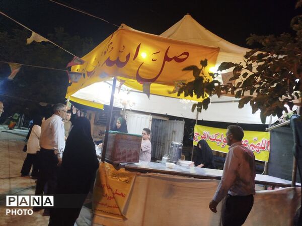 زمزمه‌ی ولایت و شکوه خدمت در موکب مرام مهدوی در شب غدیر