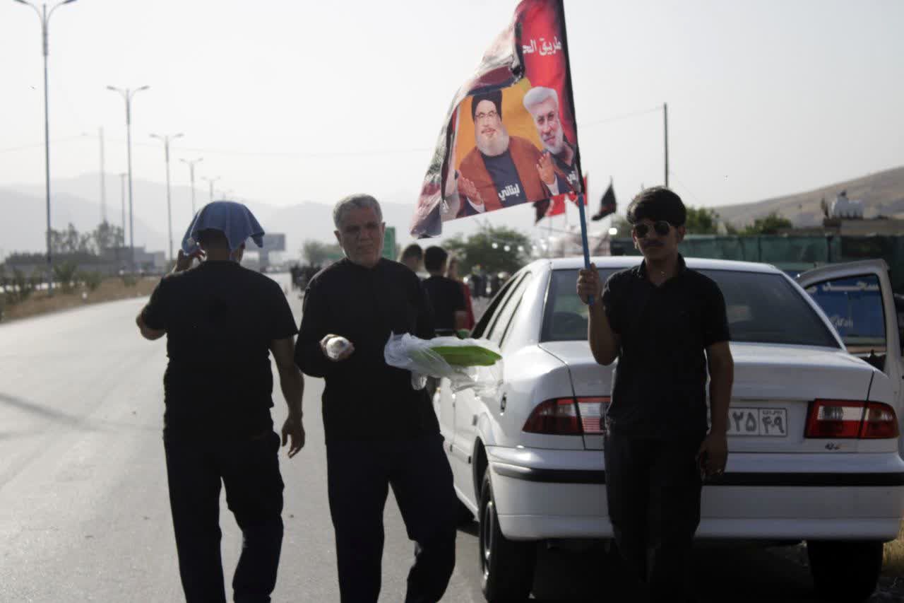 آیین پیاده‌روی جاماندگان اربعین در گچساران 