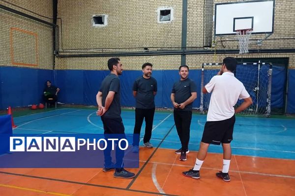 برگزاری آزمون عملی استخدامی تربیت بدنی در سالن فتح المبین ناحیه دو شهرری 