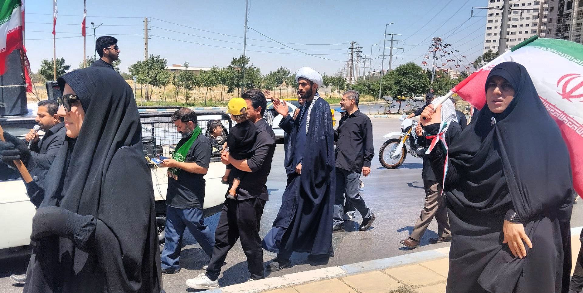 دسته عزاداری شهدای  ایران خودرو در ظهر عاشورا