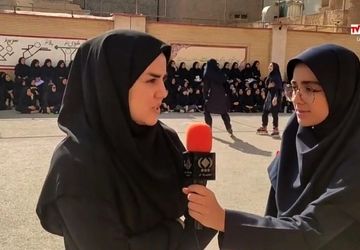 شور ورزشی دانش‌آموزان دبیرستان حضرت فاطمه(س) قم