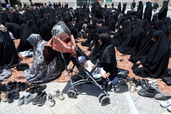 عزاداری ظهر عاشورا در مشهد 