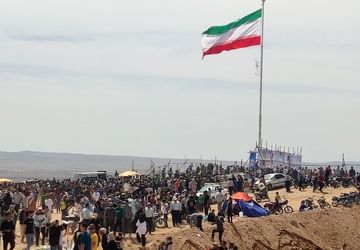 برگزاری رقابت‌های کشتی با چوخه در اسفراین