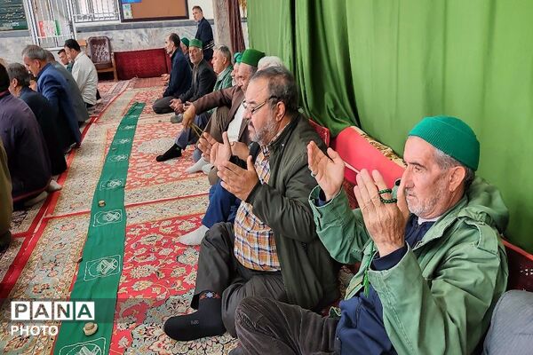 اقامه نماز عبادی سیاسی جمعه اردیبهشت ماه در شهر بار نیشابور