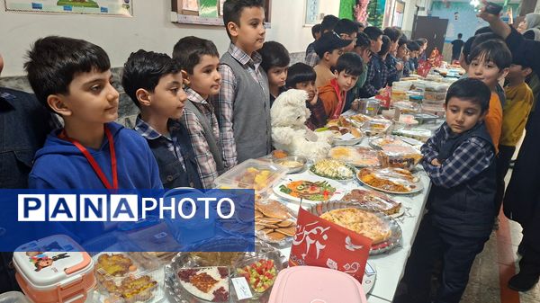 جشنواره غذای سالم در دبستان پسرانه فرهنگیان ۱