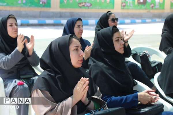 آیین نواختن زنگ سپاس معلم در شهرستان سملقان