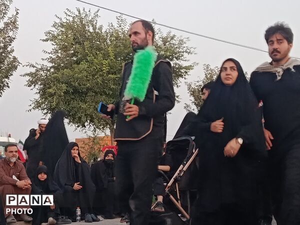 تلاقی دریای سرخ و سیاه مردم در حماسه وداع با قائد امت